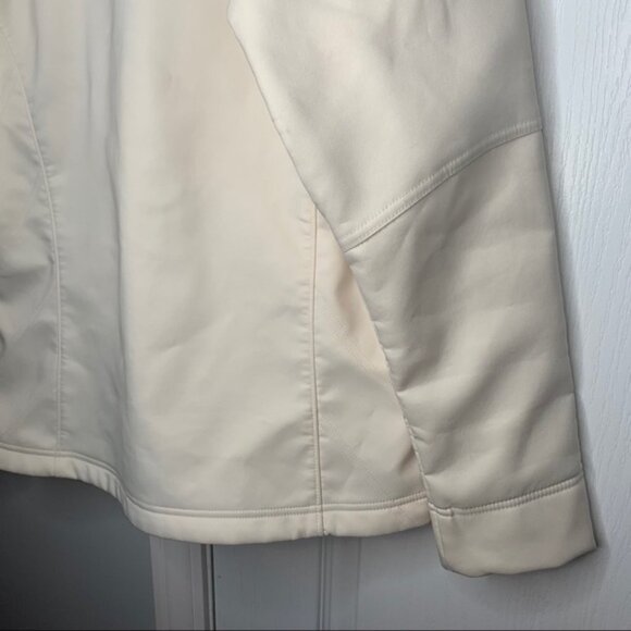 White Columbia Omni-Shield Breast Cancer Jacket - Picture 11 of 12